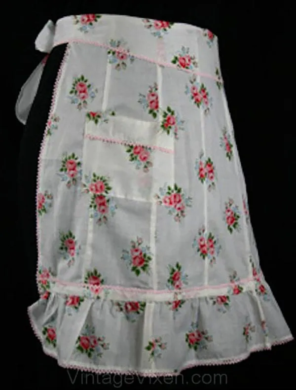 1950s Vintage Cottage Chic Roses Apron - Apron - Half Apron - Size 8 to 10 - Mint Condition - A-Line - Rick-Rack Trim - Ruffle Hem - 30469-1