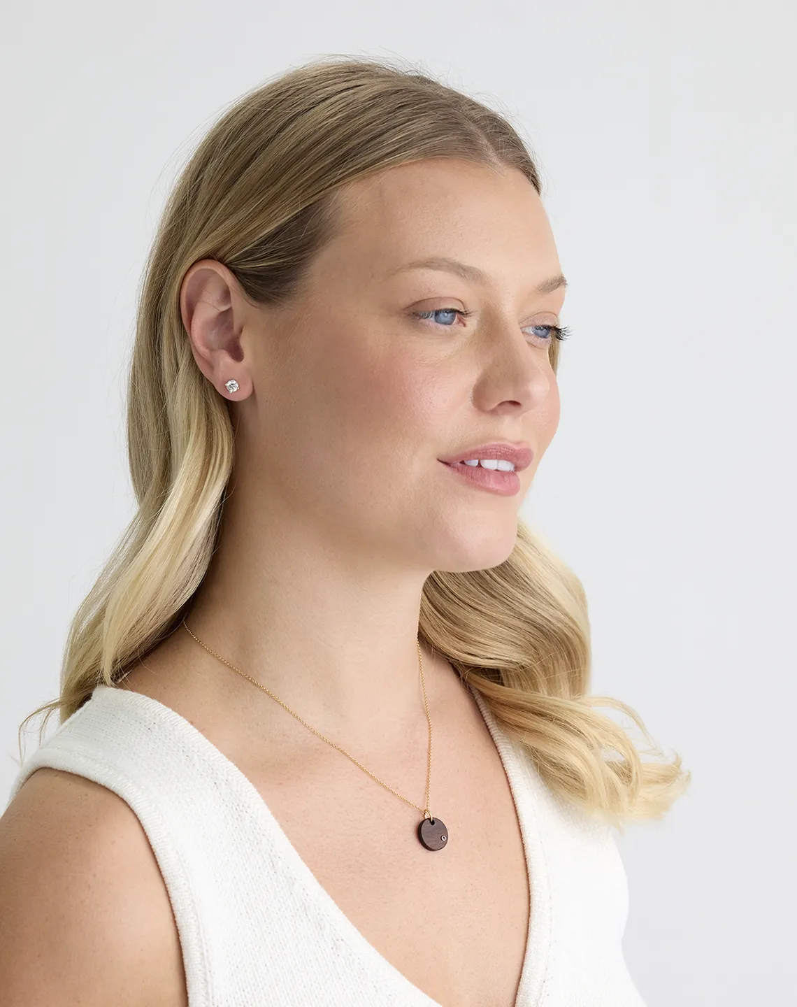 BLUE SAPPHIRE ROUND - Yellow Gold