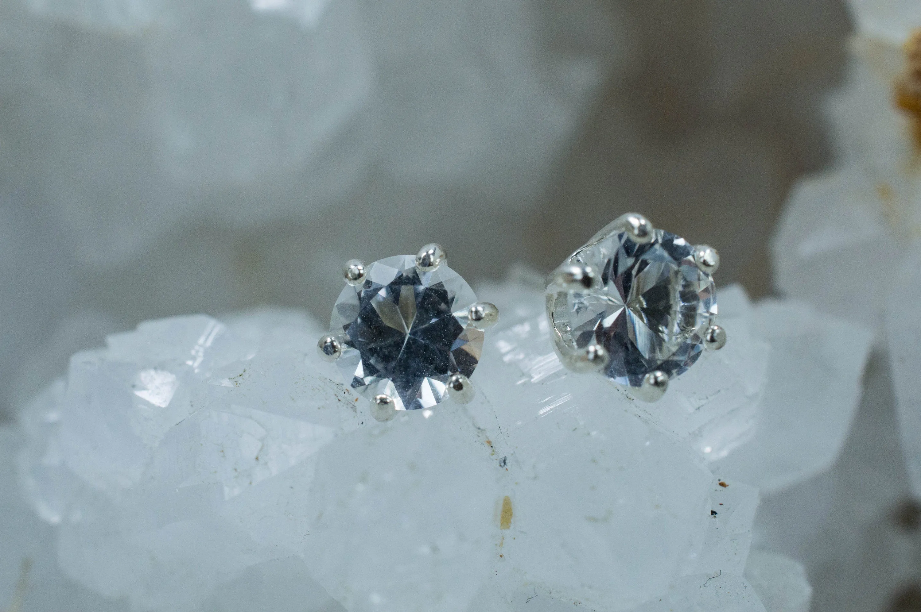 Tanzanian Quartz Earrings, Natural Untreated Mondo Quartz; 1.335cts