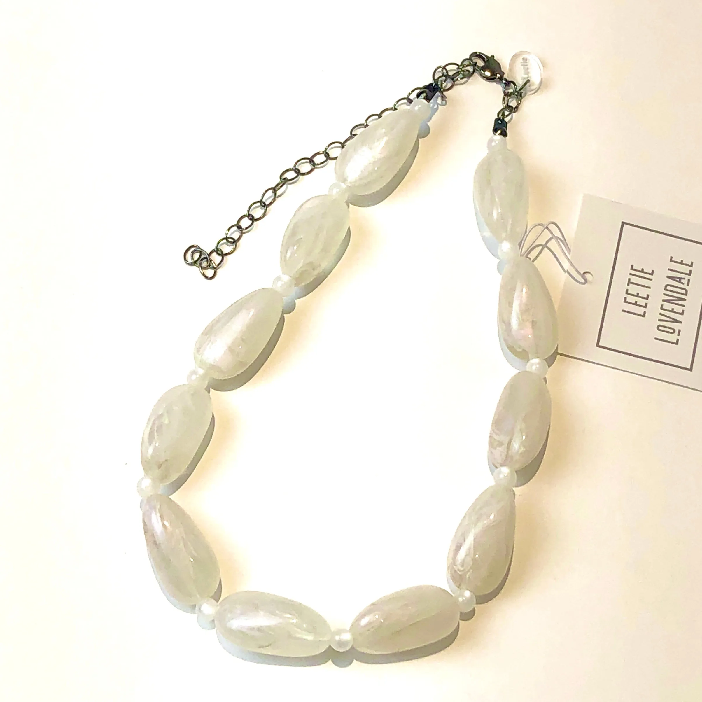 White Marbled Oval Beaded Marco Necklace